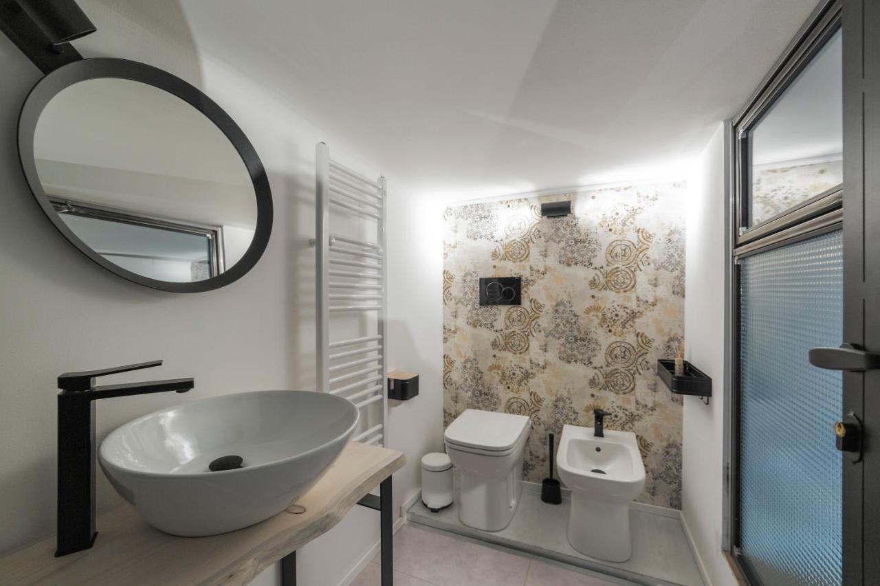 Апартаменты La Pampa New & Fully Refurbished Apt Милан Экстерьер фото